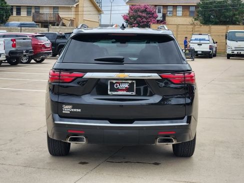 Used 2024 Chevrolet Traverse High Country FWD image 14