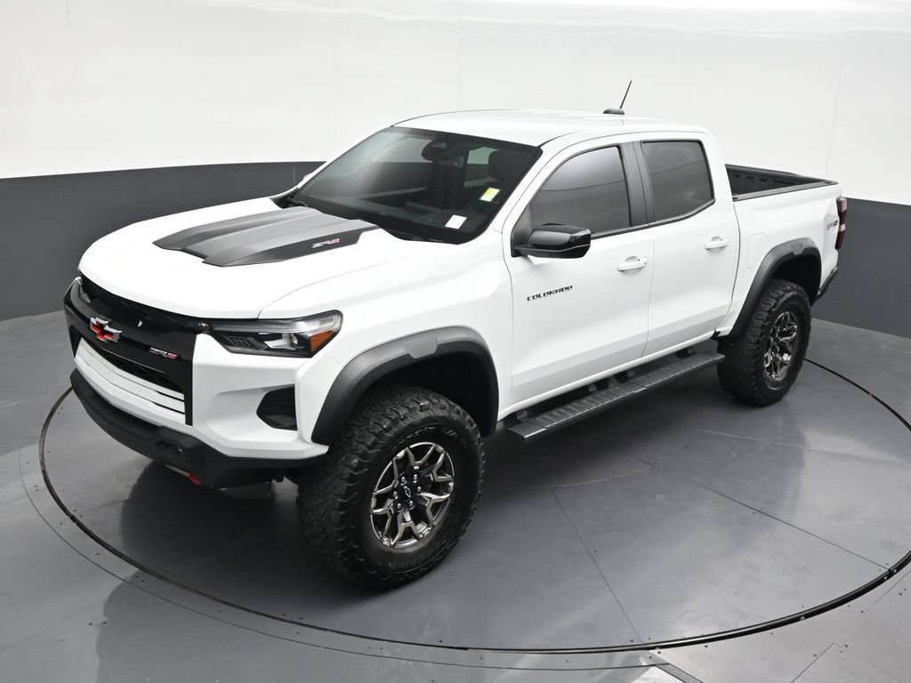 Used 2024 Chevrolet Colorado ZR2 AWD/4WD image 20