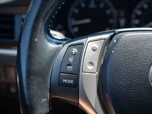 Used 2013 Lexus ES 350 FWD image 38