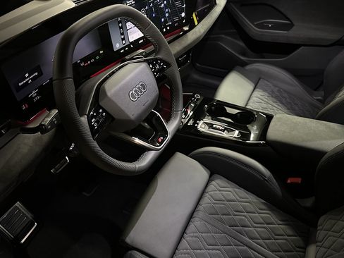 New 2027 Audi SQ6 e-tron Premium Plus AWD/4WD image 9
