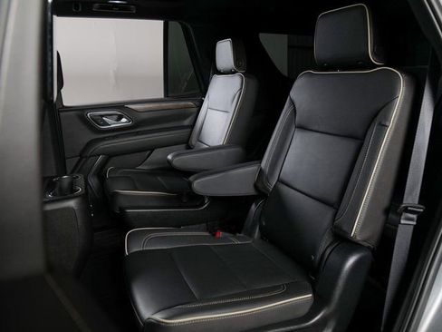 Used 2023 Chevrolet Tahoe Premier w/ Premium Package image 5