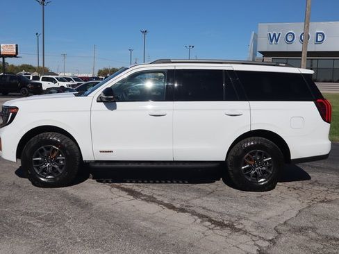 New 2025 Ford Expedition Tremor image 3