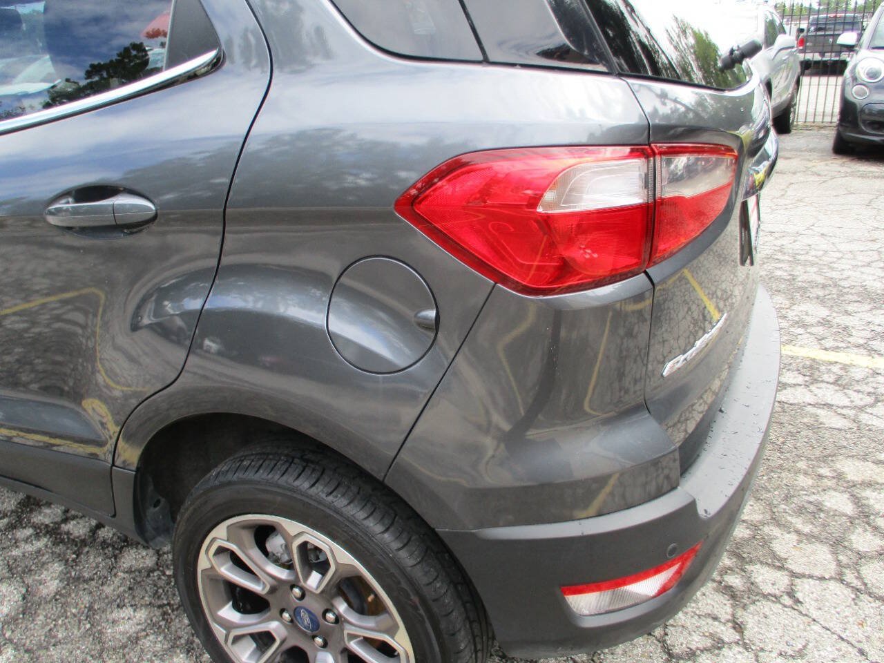 Used 2021 Ford EcoSport Titanium AWD/4WD image 16