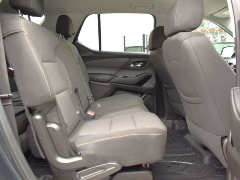 Used 2019 Chevrolet Traverse LT w/ LPO, Floor Liner Package AWD/4WD image 56