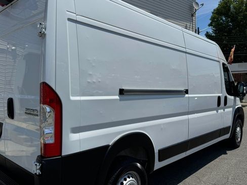 Used 2024 RAM ProMaster 2500 w/ Convenience Group FWD image 29