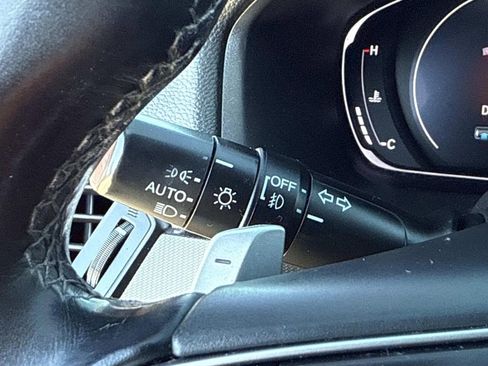 Used 2018 Honda Accord Sport image 39