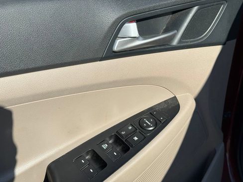 Used 2020 Hyundai Tucson SE FWD image 11