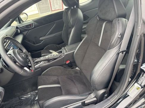 Certified 2023 Toyota GR86 Premium w/ ALL Weather Mat Package (TMS) image 18