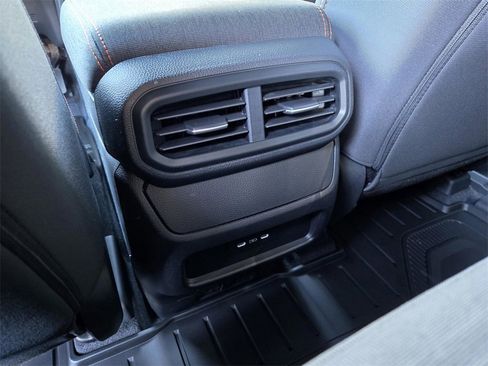 New 2025 Honda Pilot Sport image 11