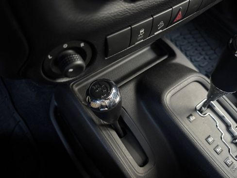 Used 2016 Jeep Wrangler Unlimited Sport w/ Quick Order Package 24S image 19