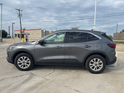 Used 2024 Ford Escape Active AWD/4WD image 6