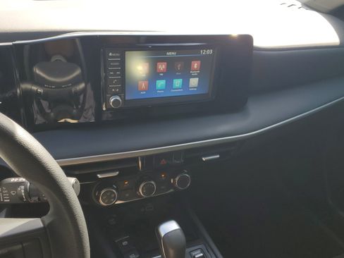 Certified 2025 Nissan Kicks S image 24