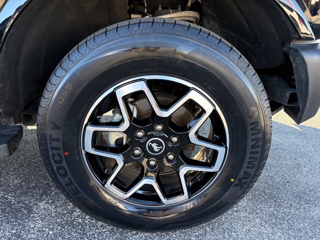Used 2024 Ford Bronco Outer Banks AWD/4WD image 13