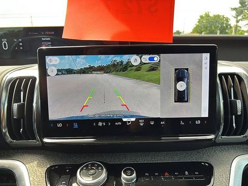 Certified 2025 Ford Expedition Tremor AWD/4WD image 23