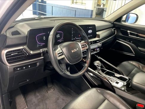Used 2024 Kia Telluride S AWD/4WD image 8
