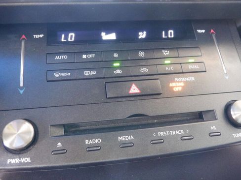 Used 2015 Lexus IS 250 image 24