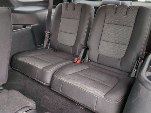 Used 2019 Ford Explorer XLT w/ Equipment Group 201A image 25