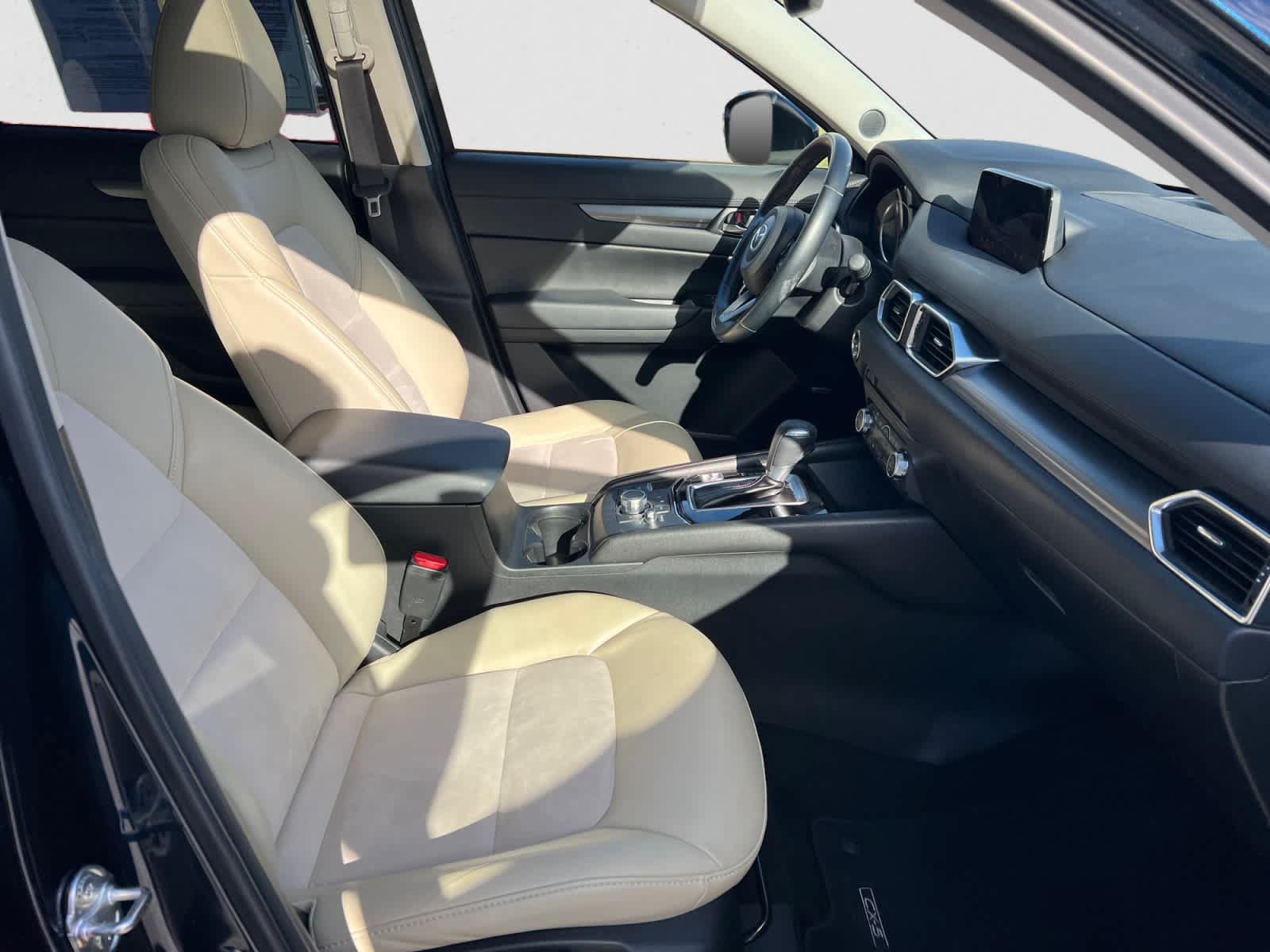 Used 2018 MAZDA CX-5 Touring w/ Preferred Equipment Package AWD/4WD image 15