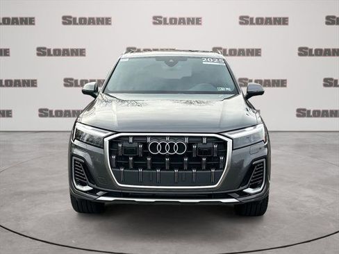 Certified 2025 Audi Q7 2.0T Premium Plus image 8