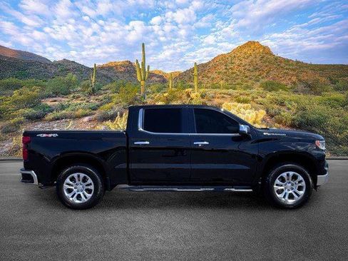 Used 2024 Chevrolet Silverado 1500 LTZ w/ LTZ Convenience Package II AWD/4WD image 3