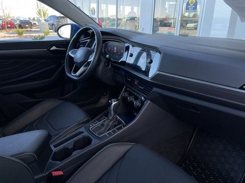 Used 2024 Volkswagen Jetta SEL image 21