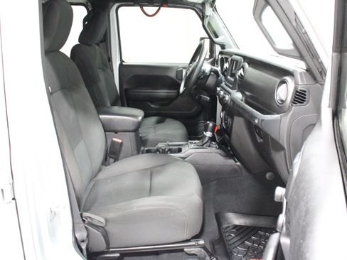 Used 2022 Jeep Wrangler Unlimited Sport AWD/4WD image 24