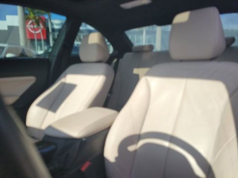 Used 2018 BMW 230i Coupe image 23