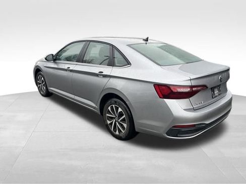 Used 2024 Volkswagen Jetta S image 35