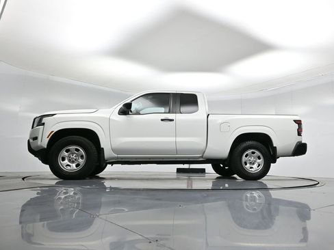 Used 2022 Nissan Frontier S w/ Technology Package image 46