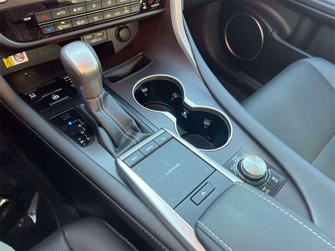 Certified 2022 Lexus RX 350 AWD w/ Premium Package image 34