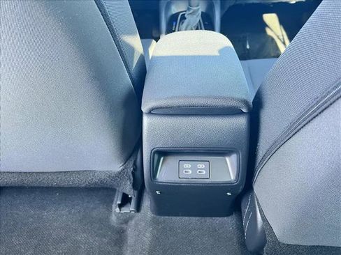 Certified 2025 Toyota Corolla LE image 18