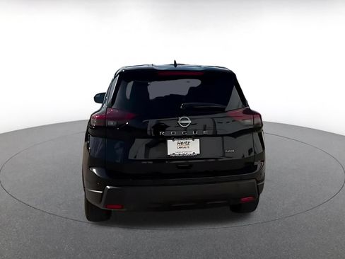 Used 2025 Nissan Rogue SV AWD/4WD image 13