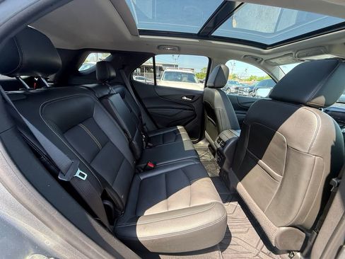 Used 2023 Chevrolet Equinox Premier image 21