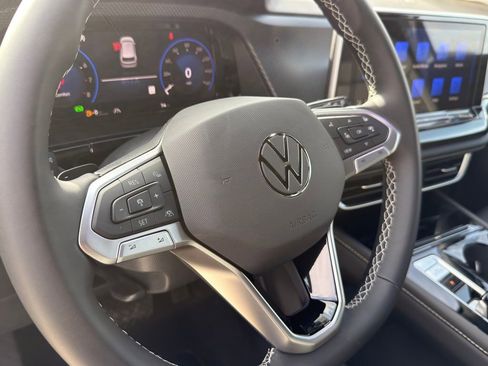 New 2026 Volkswagen Atlas Cross Sport SEL AWD/4WD image 14
