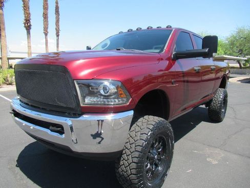 Used 2017 RAM 2500 Tradesman w/ Chrome Appearance Group AWD/4WD image 2