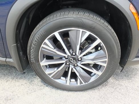 Used 2026 INFINITI QX60 Luxe w/ Cargo Package FWD image 7