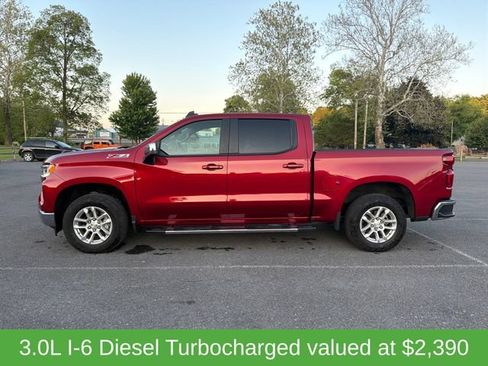 Used 2024 Chevrolet Silverado 1500 LT AWD/4WD image 2