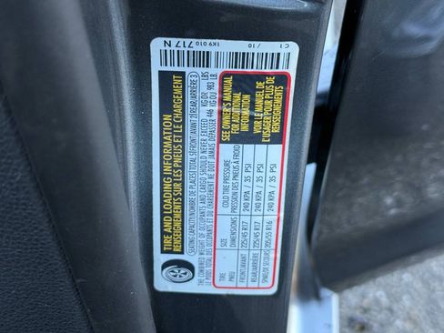 Used 2010 Volkswagen Jetta TDI FWD image 27