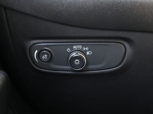 Used 2023 Chevrolet Equinox LS w/ LS Convenience Package AWD/4WD image 49