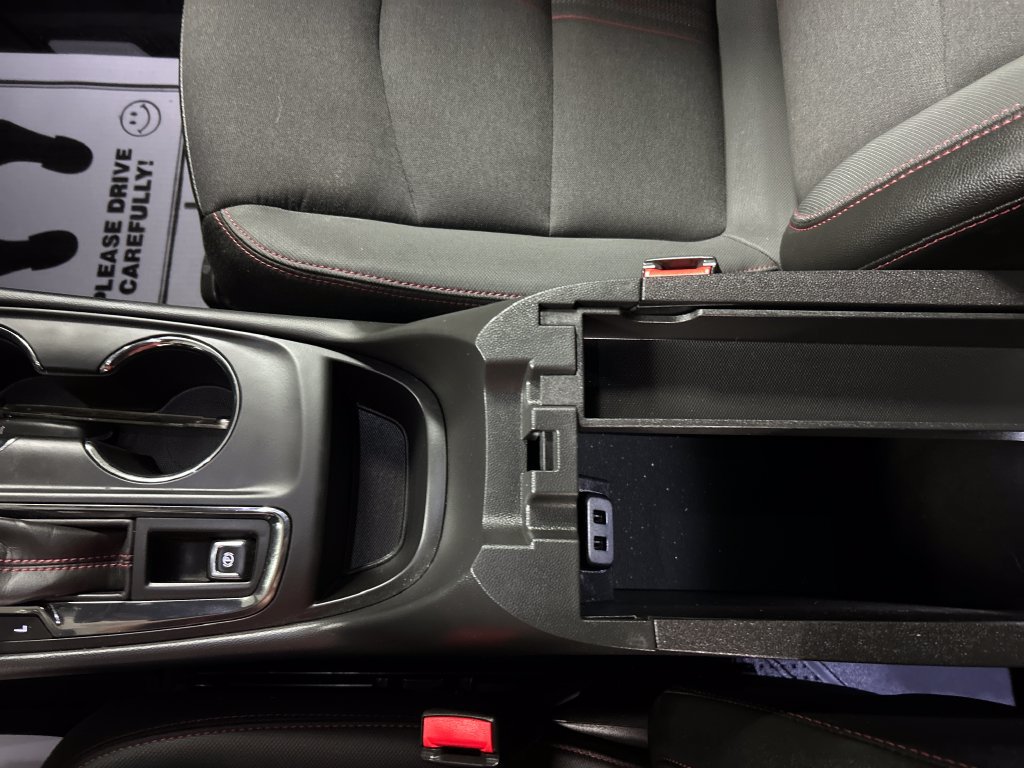 Used 2024 Chevrolet Equinox RS FWD image 18