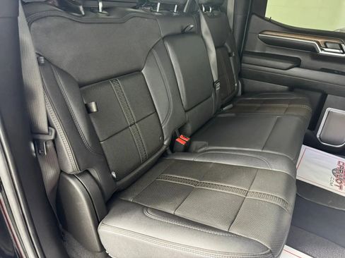 Used 2024 Chevrolet Silverado 1500 High Country w/ Midnight Edition AWD/4WD image 40