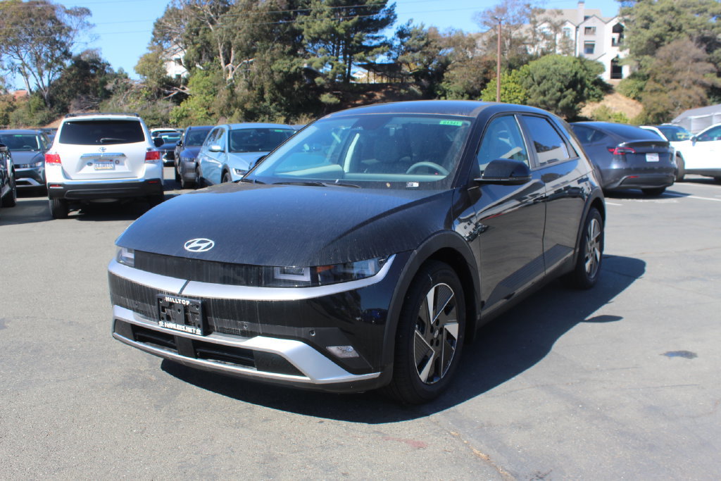 New 2026 Hyundai Ioniq 5 SEL RWD image 3
