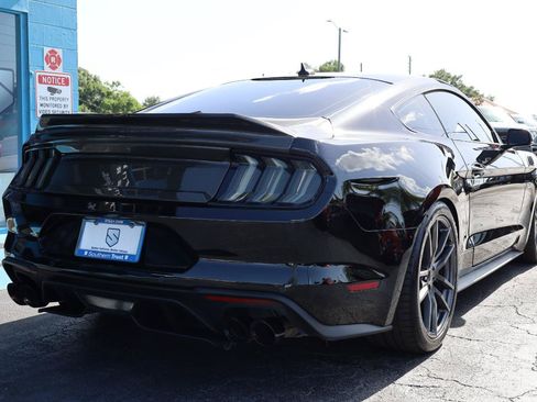 Used 2021 Ford Mustang GT Premium w/ GT Performance Package RWD image 4