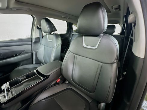 Used 2025 Hyundai Tucson Limited AWD/4WD image 21