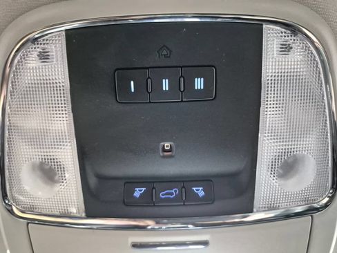 Used 2013 Dodge Durango Crew AWD/4WD image 23