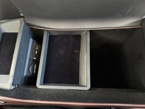 Used 2019 Lexus LS 500 w/ Interior Upgrade Package RWD image 39