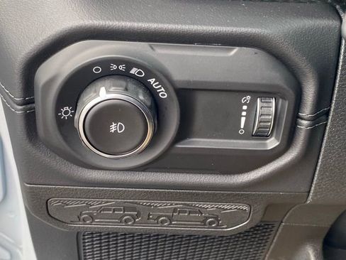 New 2025 Jeep Wrangler Unlimited Rubicon w/ Steel Bumper Group image 27