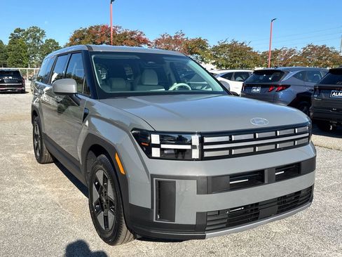 New 2026 Hyundai Santa Fe SE image 7