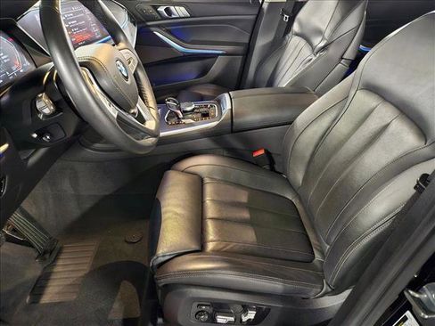 Used 2020 BMW X7 xDrive40i w/ Premium Package image 17
