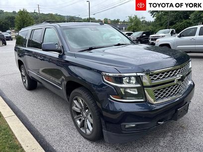 Used 2017 Chevrolet Suburban LT w/ LT Signature Package